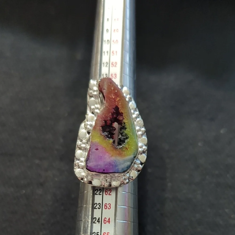 Silver Plated Rainbow Solar Quartz Druzy Gemstone Statement Ring - Size 8.5 - Picture 9 of 9
